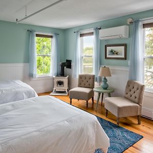 Carriage House Two Double